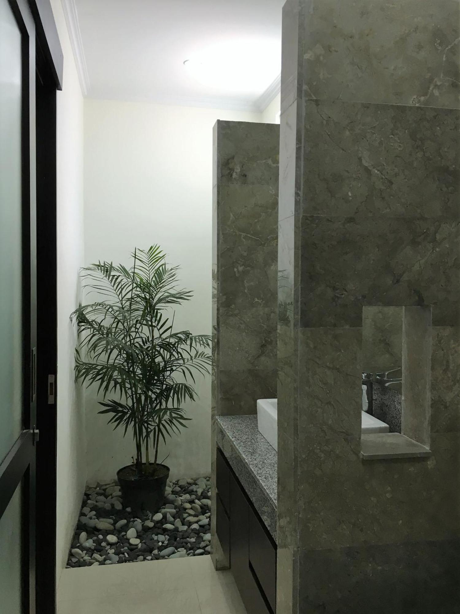 Indah Homestay Seminyak Rum bild