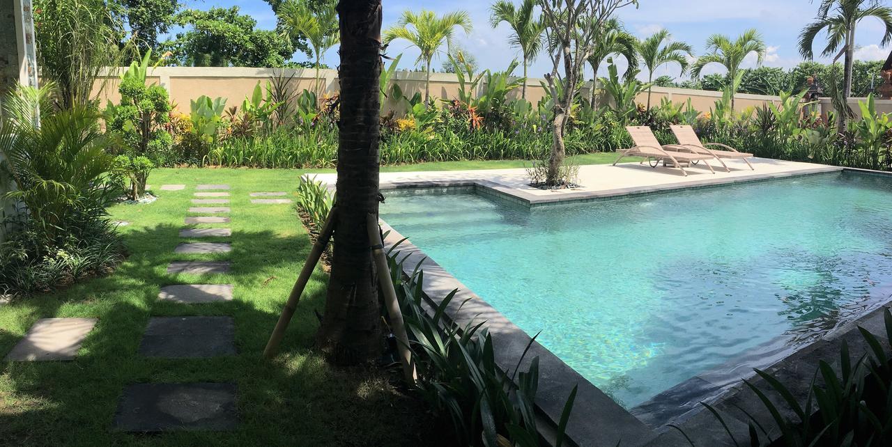 Indah Homestay Seminyak Exteriör bild
