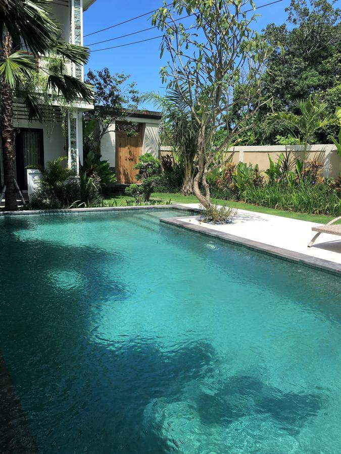 Indah Homestay Seminyak Exteriör bild