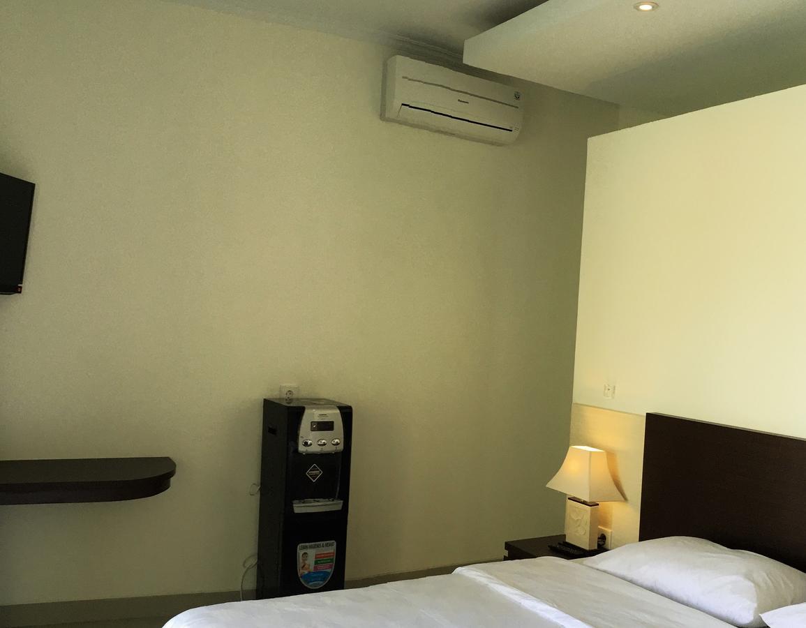 Indah Homestay Seminyak Exteriör bild
