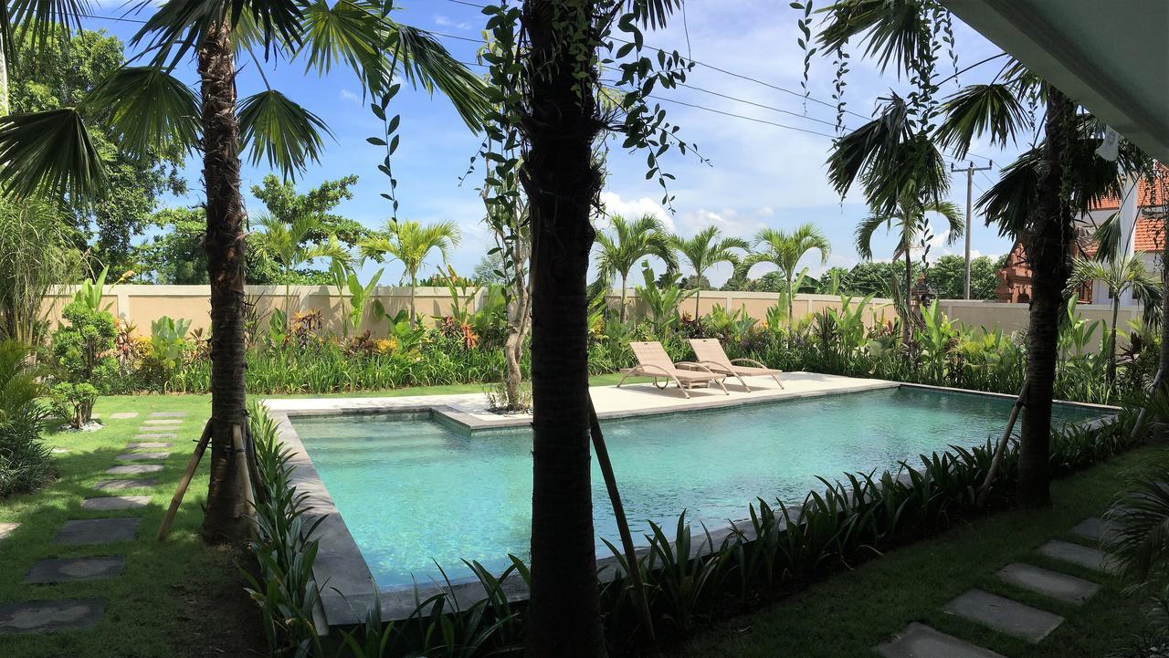 Indah Homestay Seminyak Exteriör bild