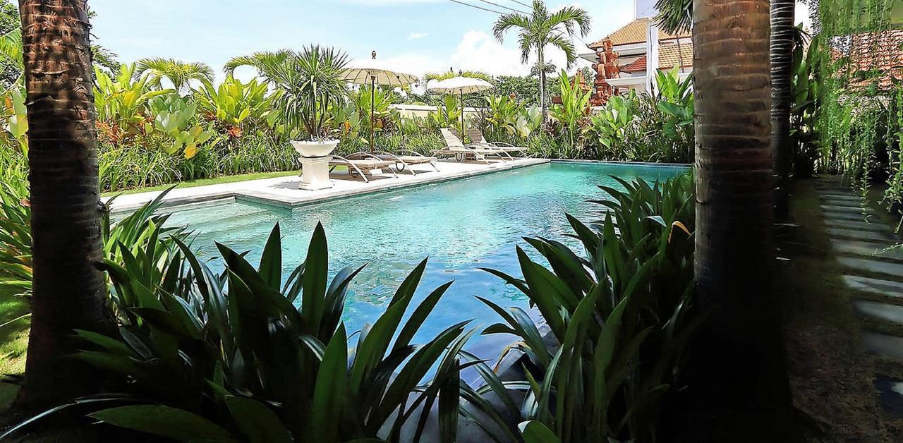 Indah Homestay Seminyak Exteriör bild
